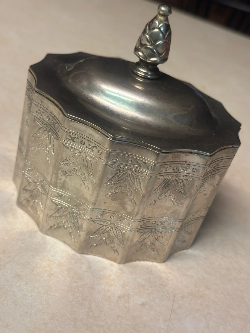 Vintage Godinger Silver Ornate Silver-Tone Decorative Lidded Box - Silver